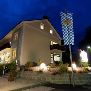 Landgasthof Am Sonnenhang Maison d'hôtes Vohenstrauss